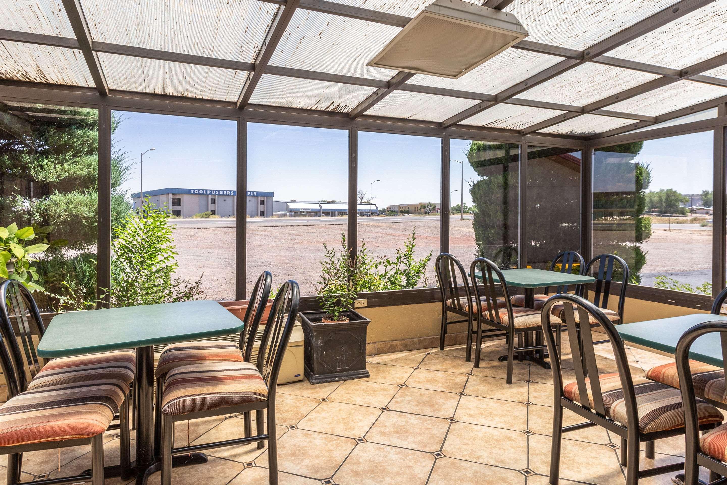 Rodeway Inn Фармингтън Екстериор снимка