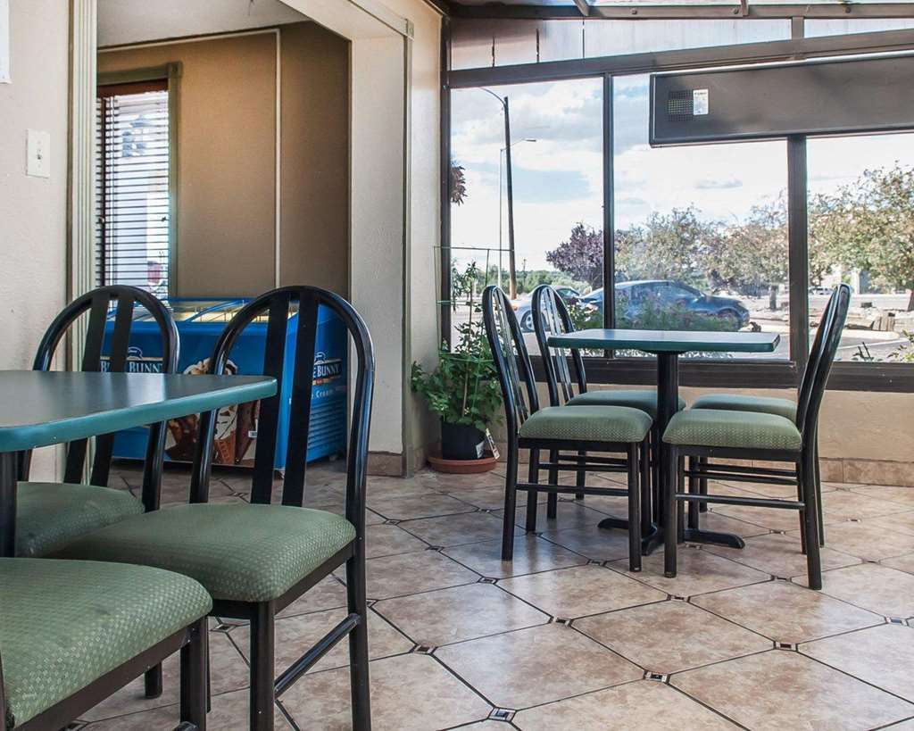 Rodeway Inn Фармингтън Ресторант снимка